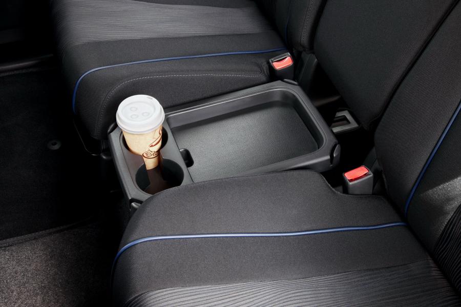  Mazda5 2011 года  (фото 56 из 184)